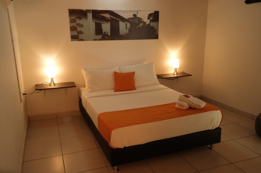 Otono Hostel San Gil Eksteriør bilde